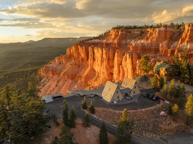 Zen Nest Luxury Rental in Southern Utah | Utah Luxury Rental